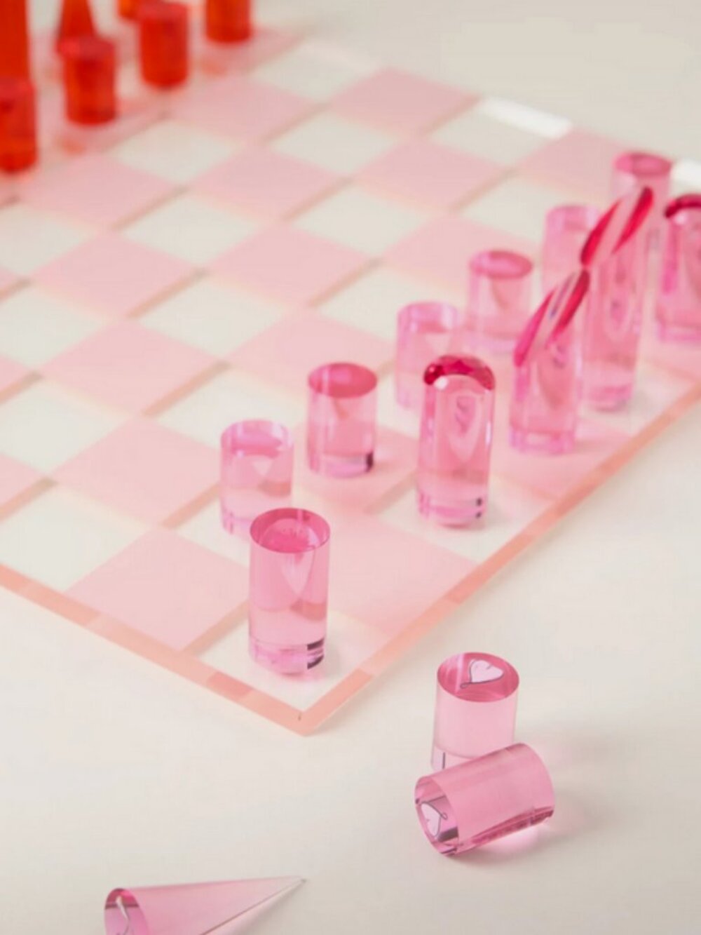 Anthropologie Modern Acrylic Print Chess Set, Pink NIB